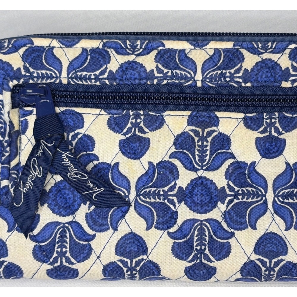Vera Bradley Turnlock Wallet Blue White Floral Quilted Cotton Zip Around - Picture 7 of 7